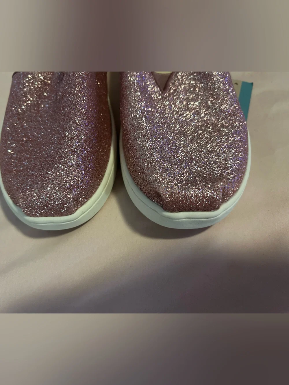 Toms sparkling rose